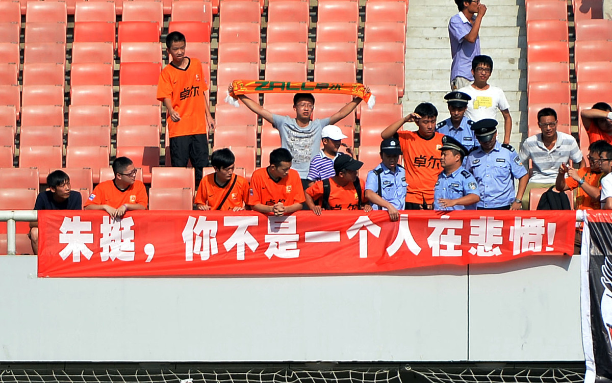 关键时刻外援挺身而出，帮助球队逆转战局